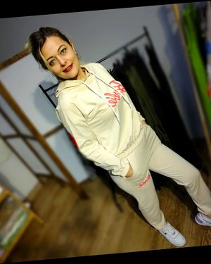 Kapüşonlu Eşofman Takımı 3